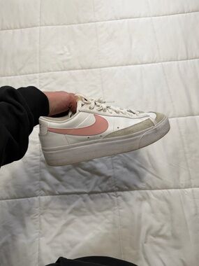 Nike Women's Blush Pink and White Sneakers